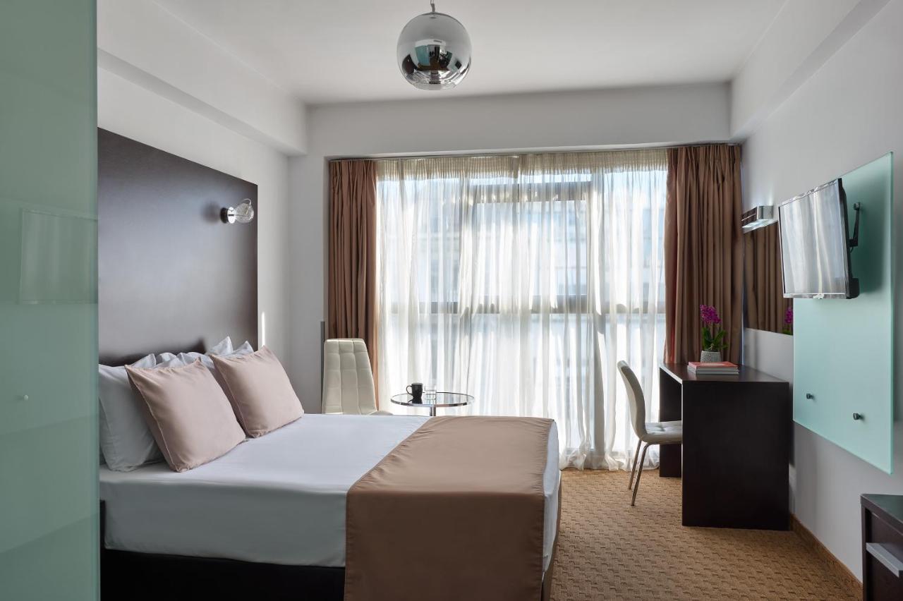 Breeze Boutique Athens 4*