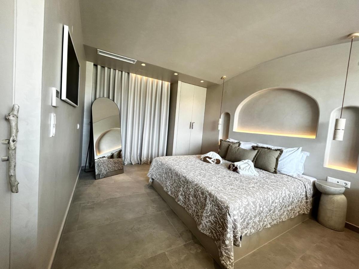 Castello Boutique Suites By The Sea 5*, фото 12