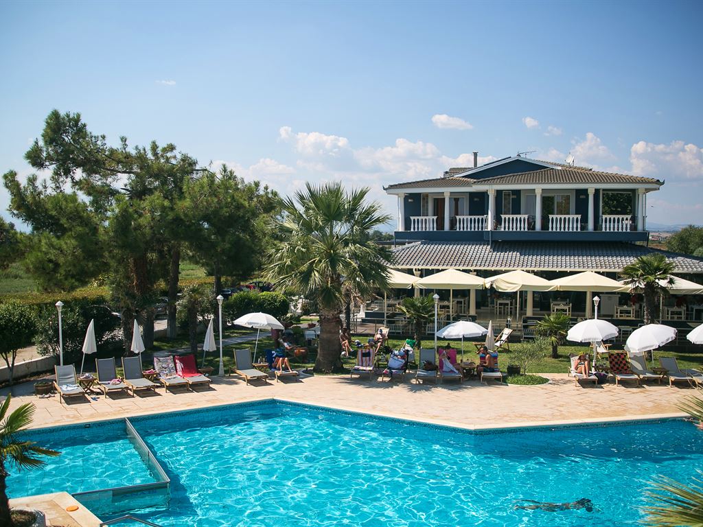 Anais Collection Hotels and Suites 3*