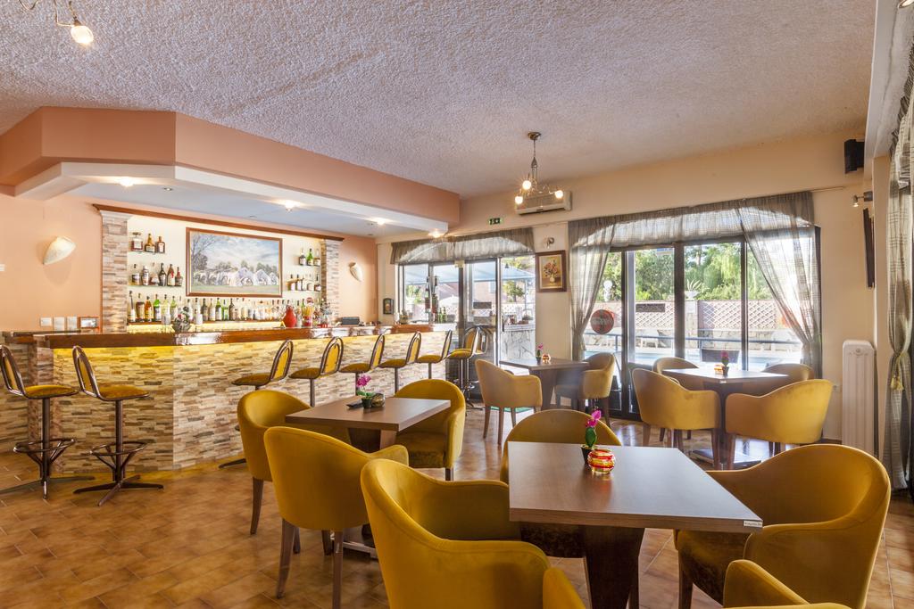 Maltezos Hotel 2*