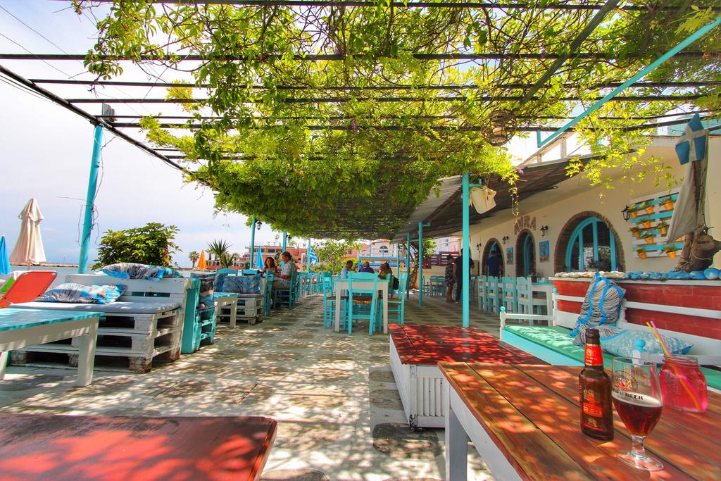 Hotel Avra Benitses 1*