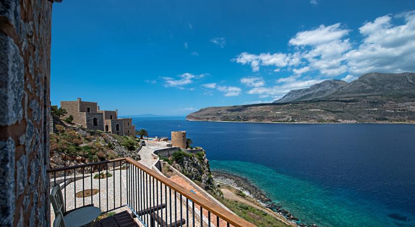 Limeni Village 3*