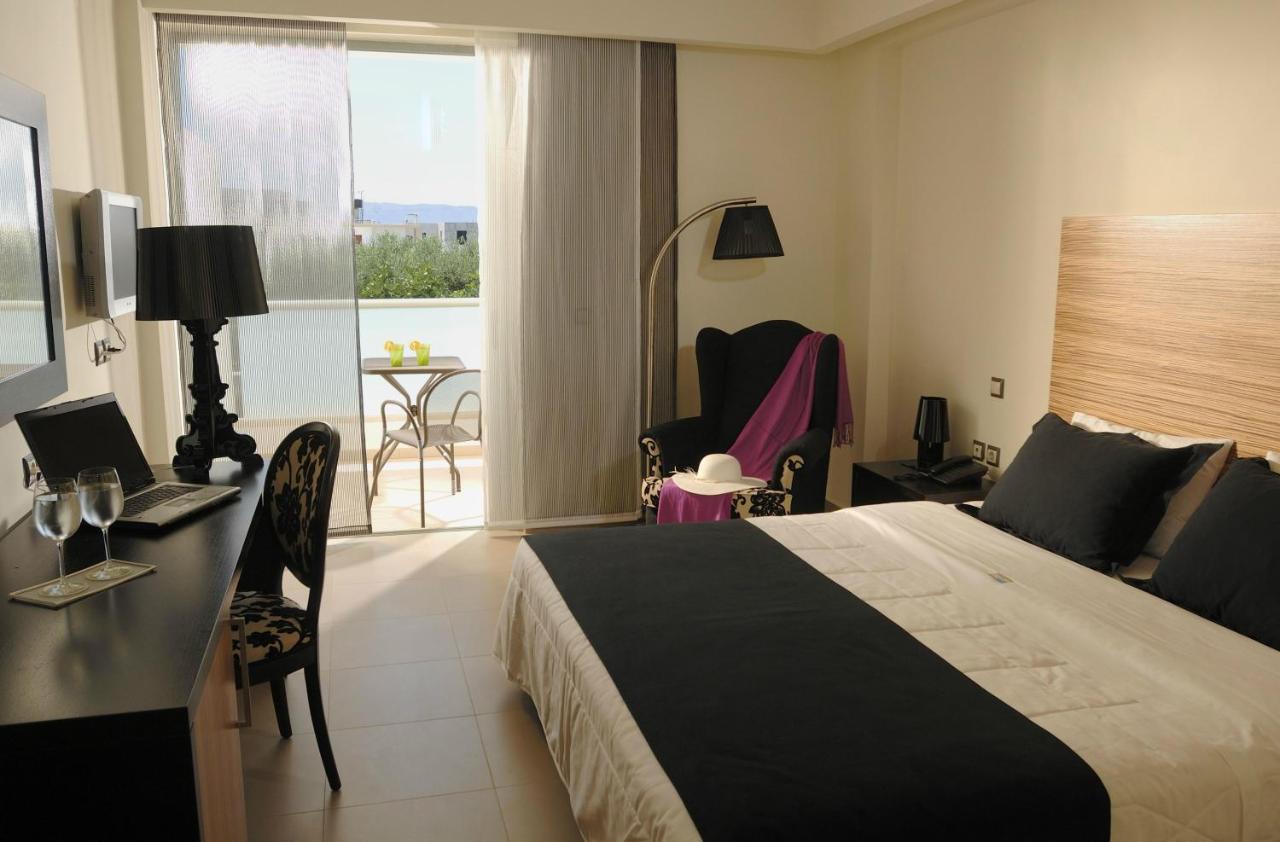 Angela Suites Boutique Hotel 5*