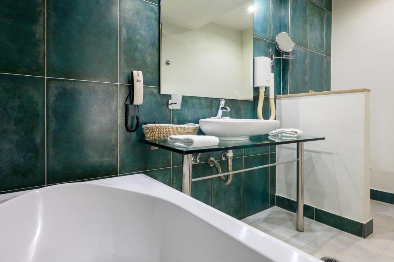 Angela Suites Boutique Hotel 5*, фото 10