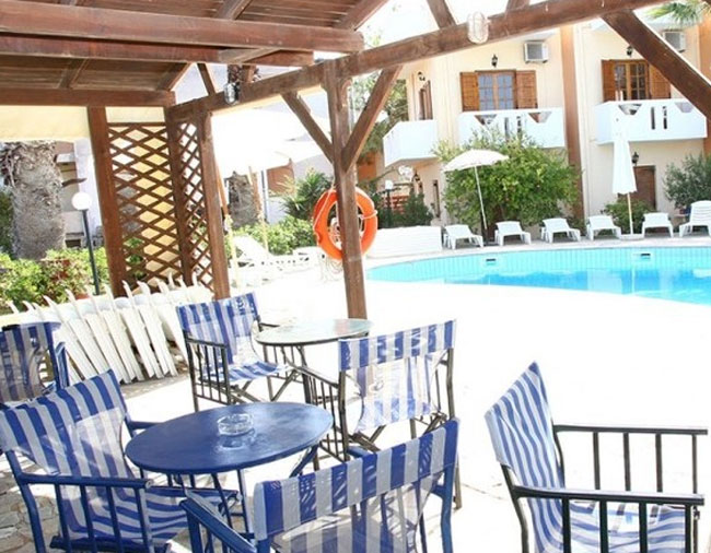 Mari Evans Apartments 3*