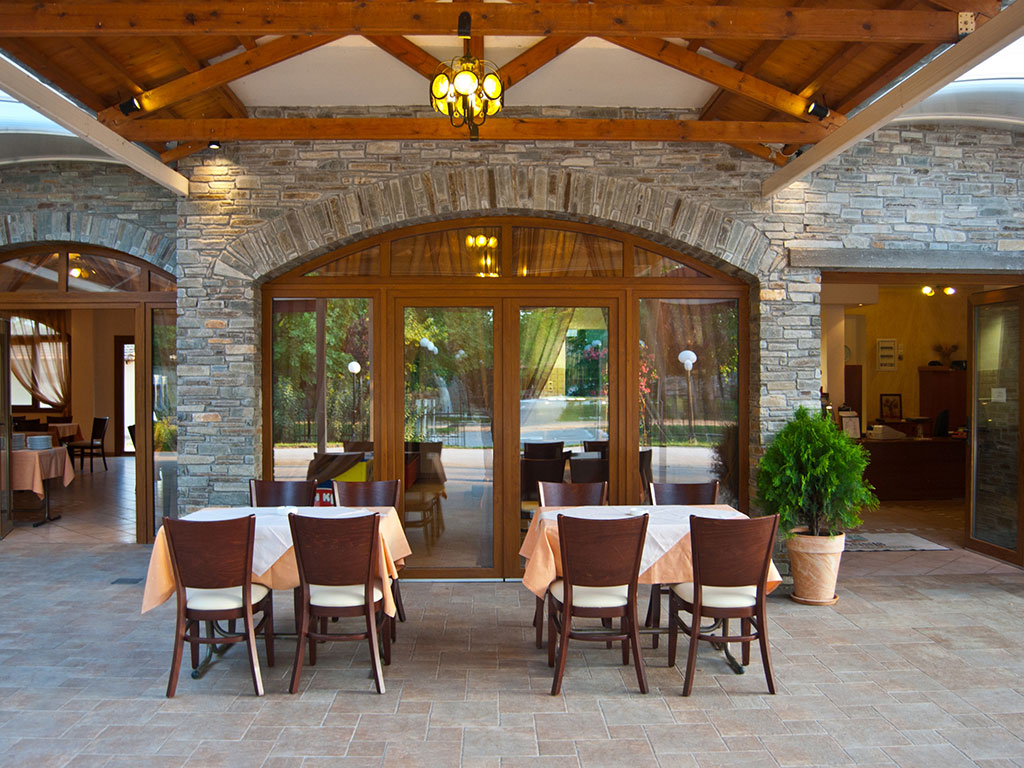 Yannis Hotel 1*