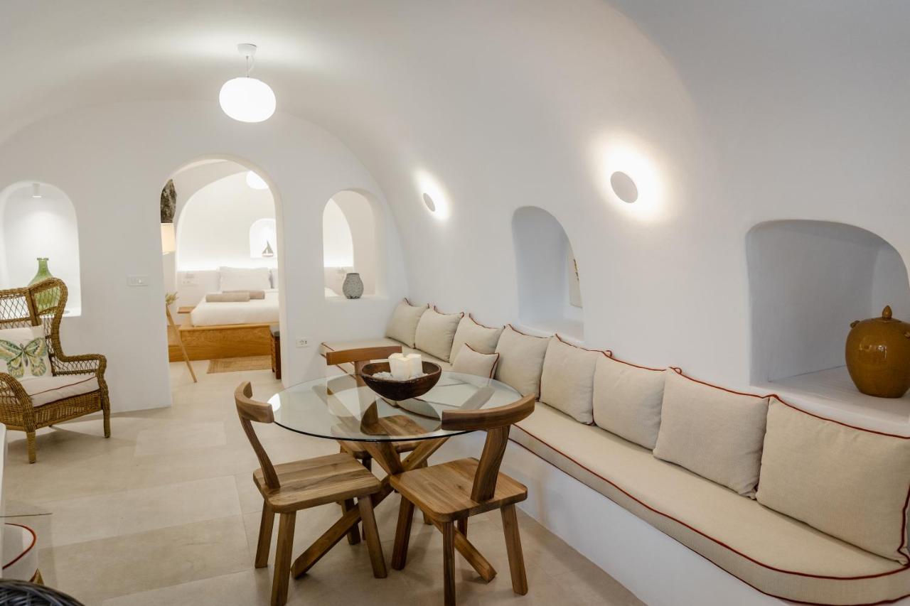 Oia Mare Villas 4*
