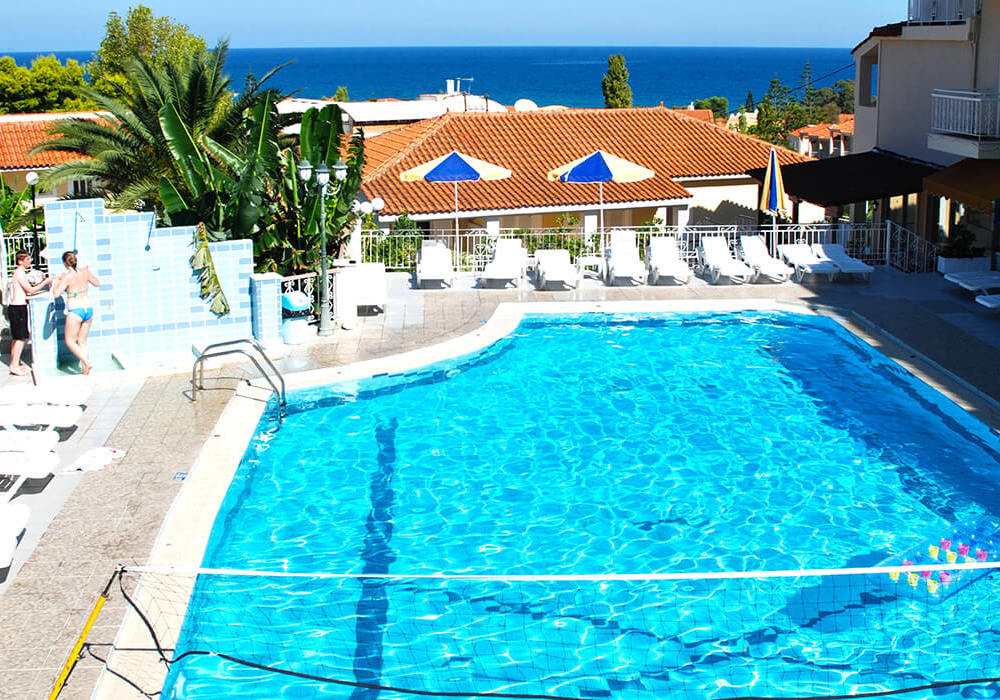 Commodore Hotel Argassi 3*