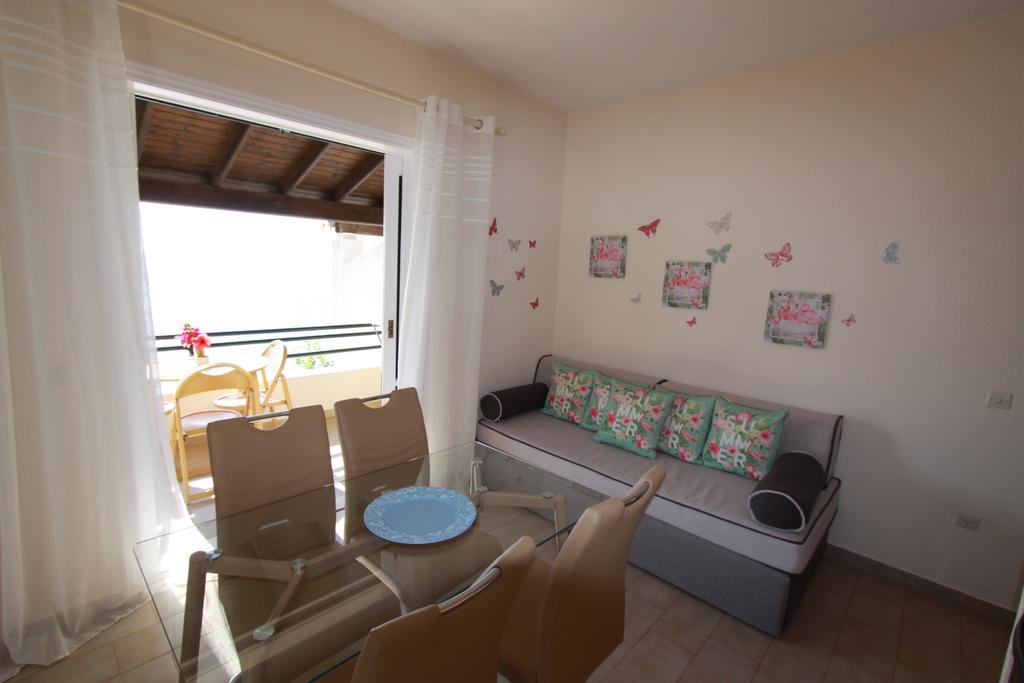 Menigos Resort 3*