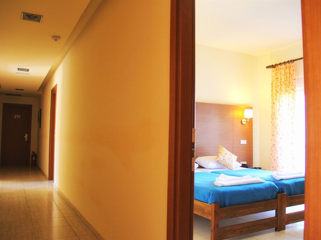Thalassa Apartments, фото 2