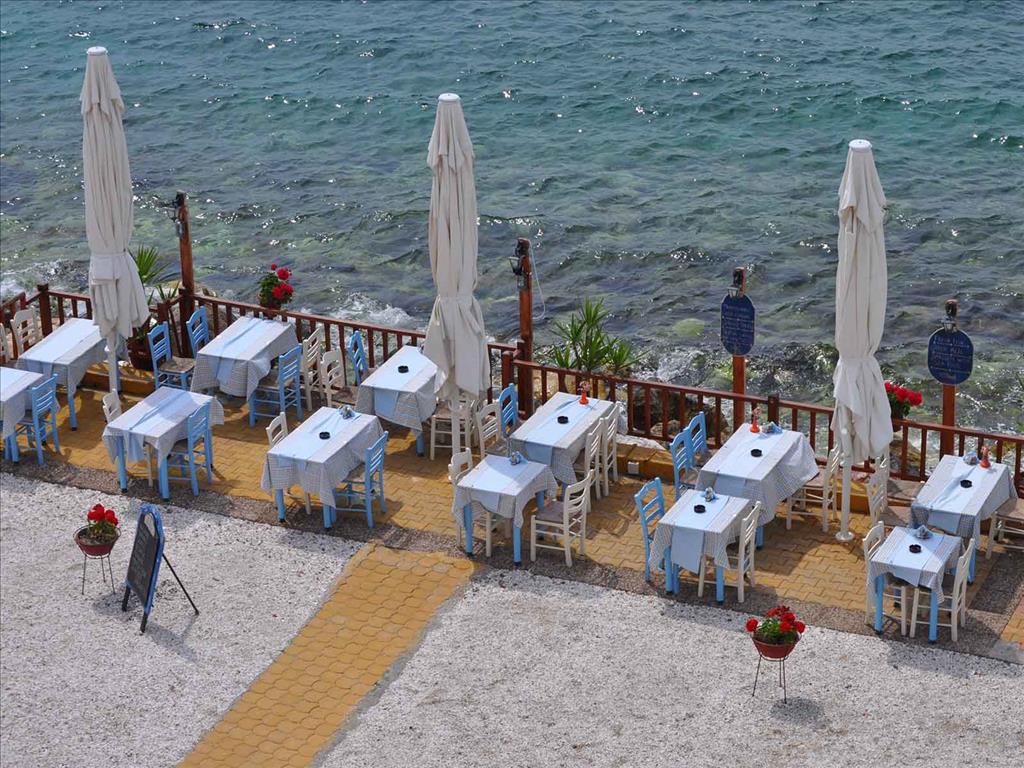 Asterias Hotel 2*