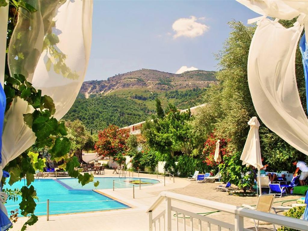 Maranton Beach Hotel 4*