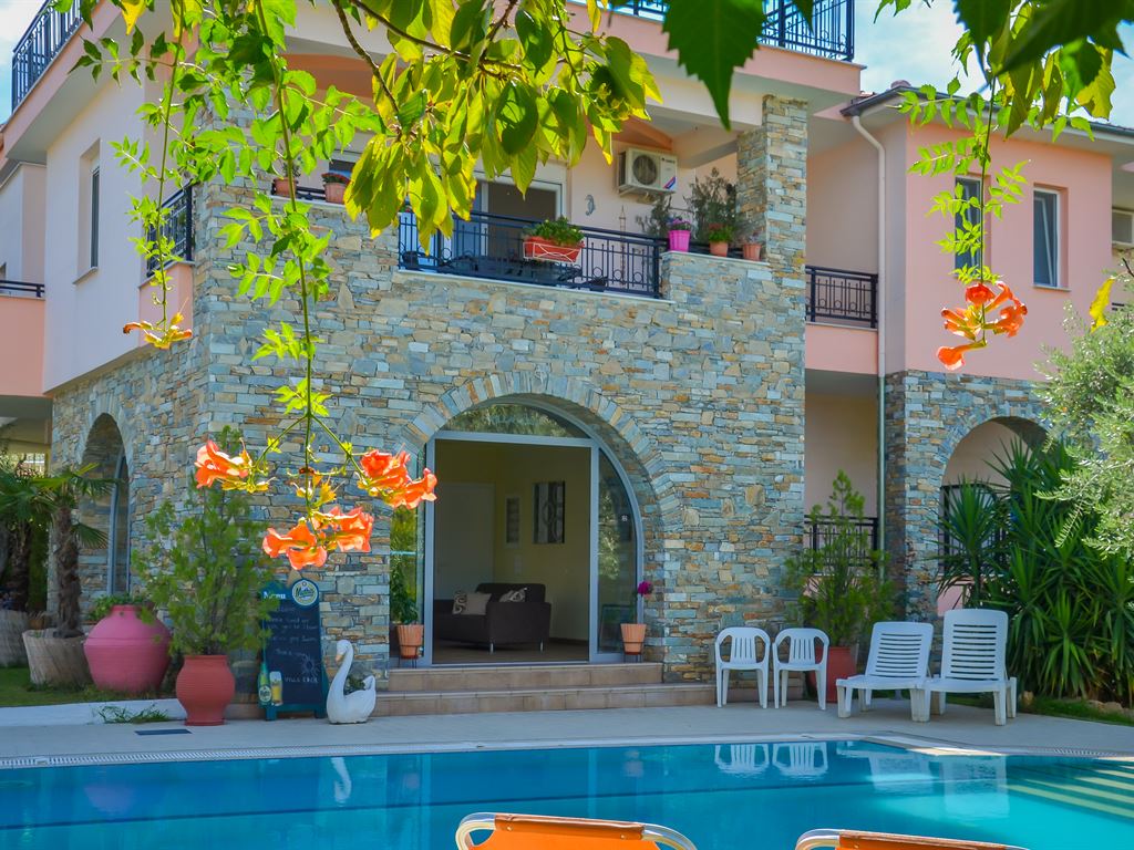 Villa Eden 4*