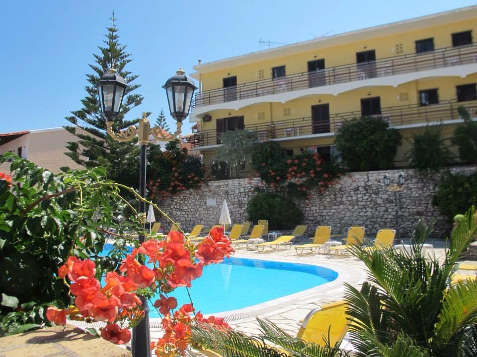 Nikiforos Apartments, фото 13