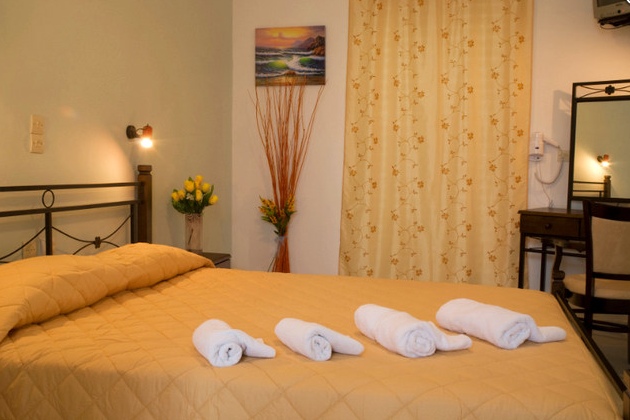 Parthenon Hotel