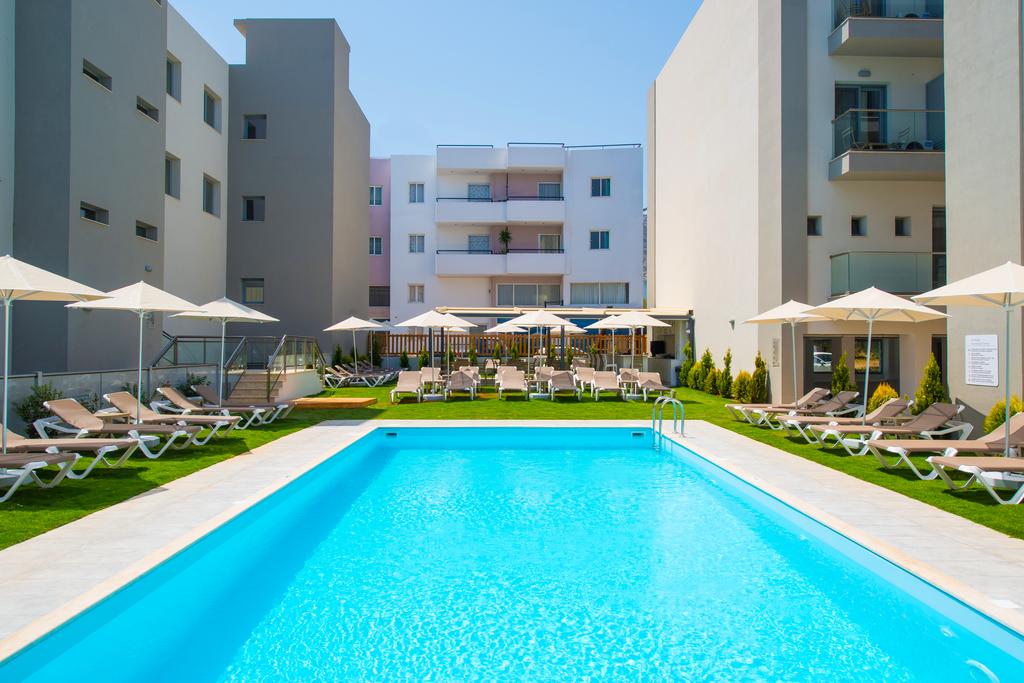 The City 4*