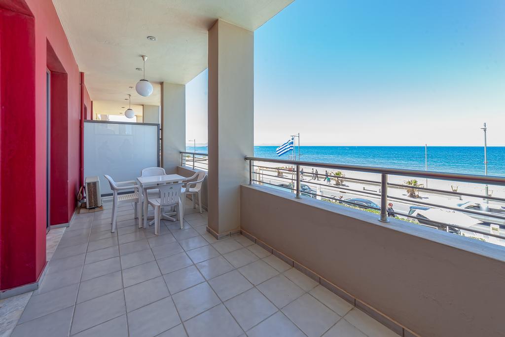 Olympic Suites Hotel & Apartments 4*