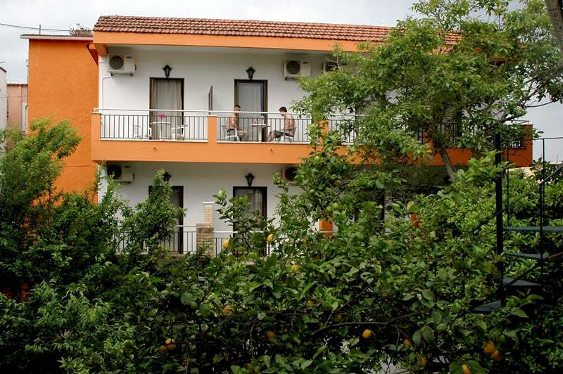Omirikon Hotel & Apartments 2*
