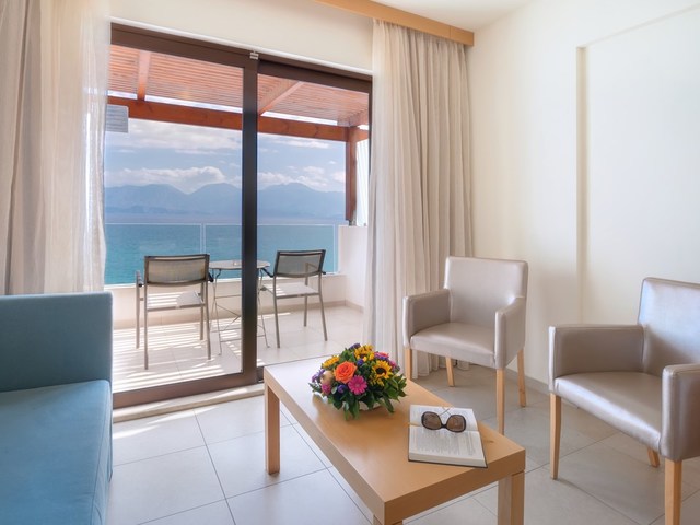 Miramare Luxury Villas 5*