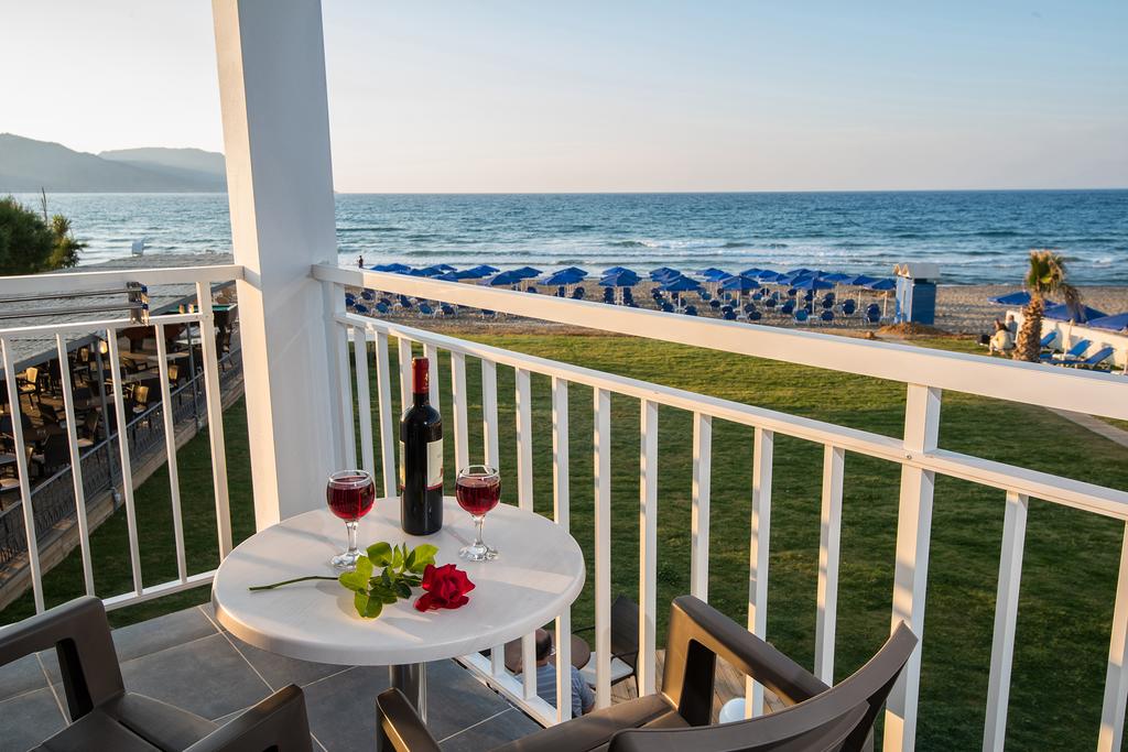 Happy Days Beach Hotel 4*, фото 7