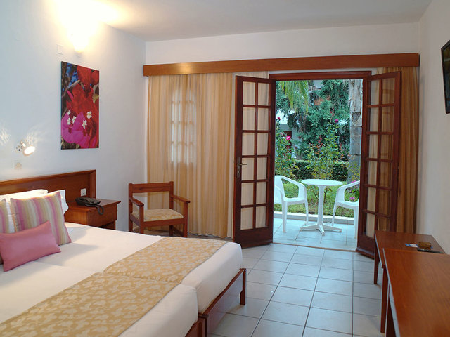 Kyknos Beach Hotel & Bungalows 4*