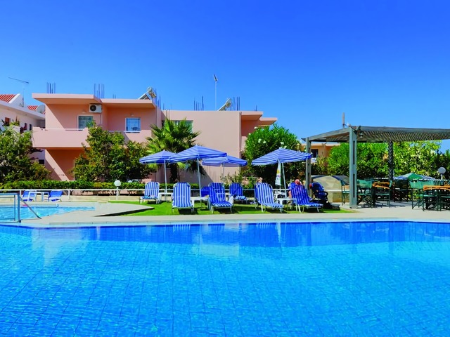 Alexandros Apartments 3*
