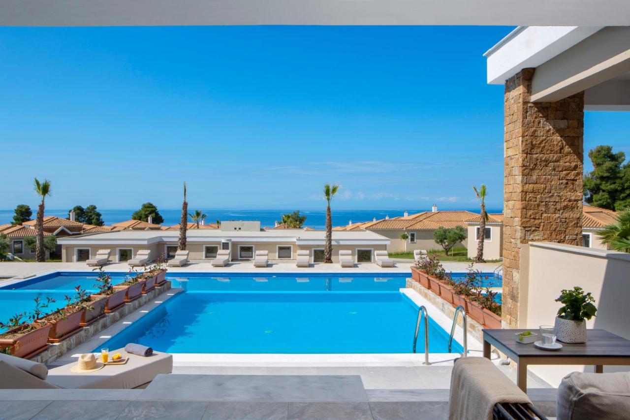 Ajul Luxury Hotel & Spa Resort 5*