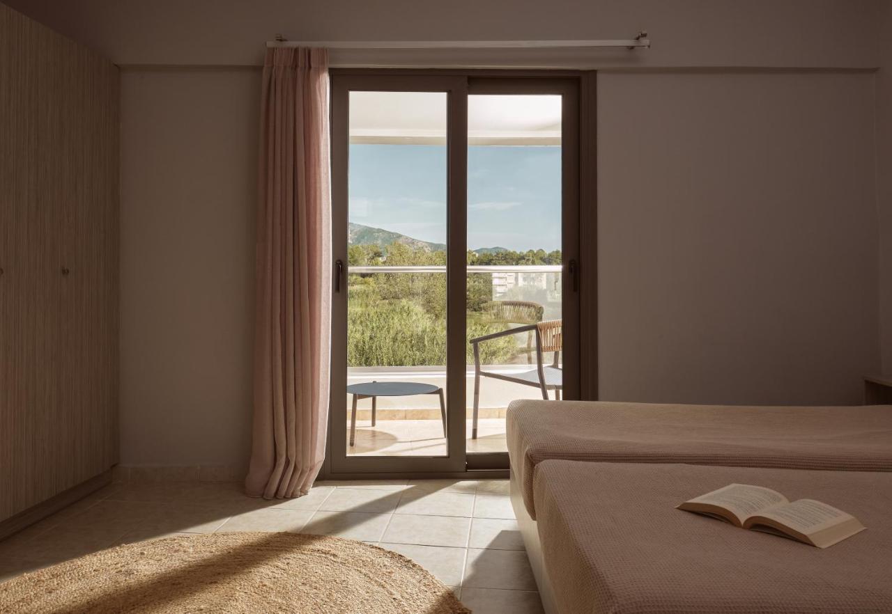 Atlantis Hotel 3*