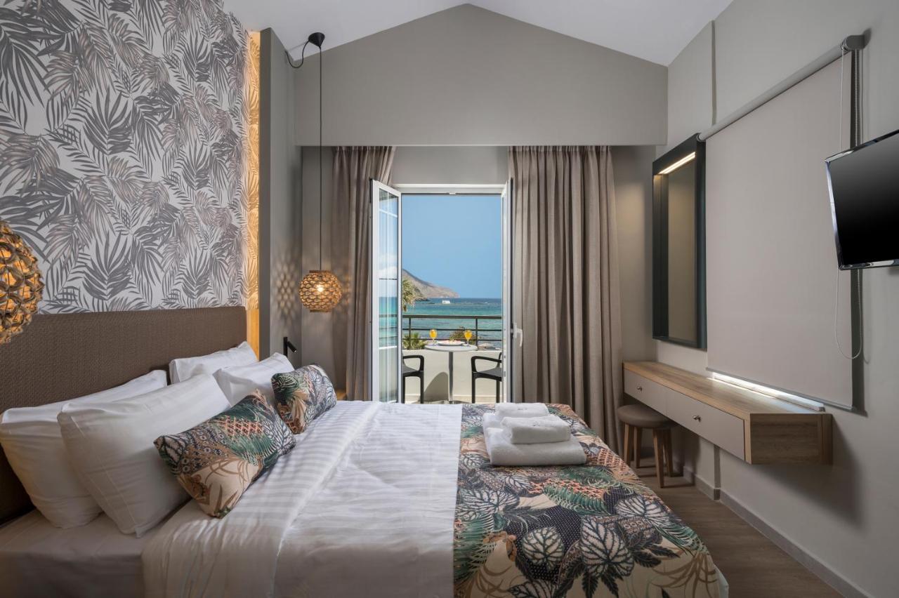 Mare Blue & Suites 4*