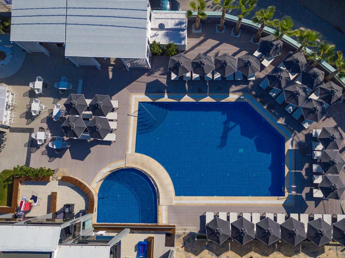Dionysos Hotel & Studios 3*