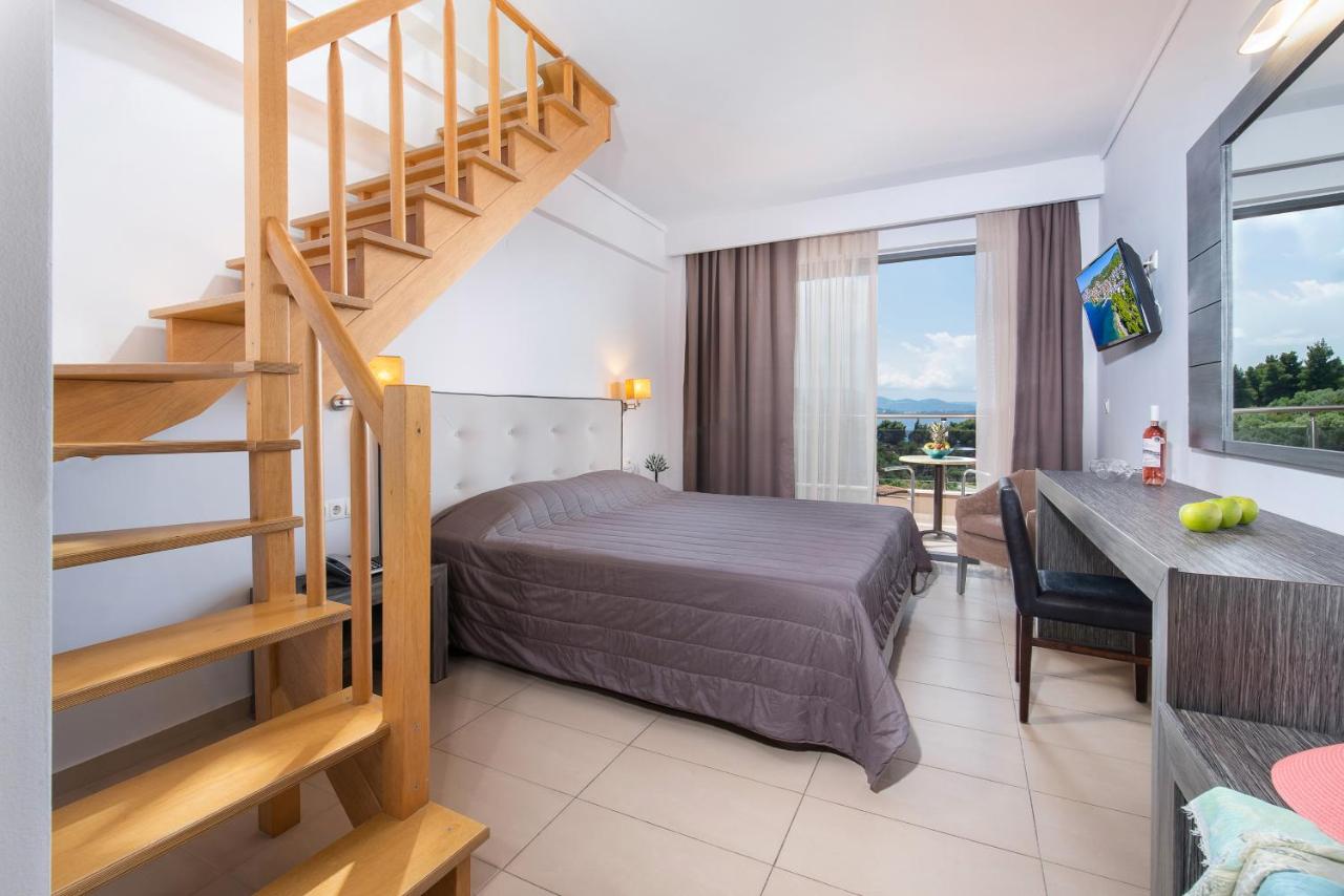 Lagomandra Hotel & Spa 4*