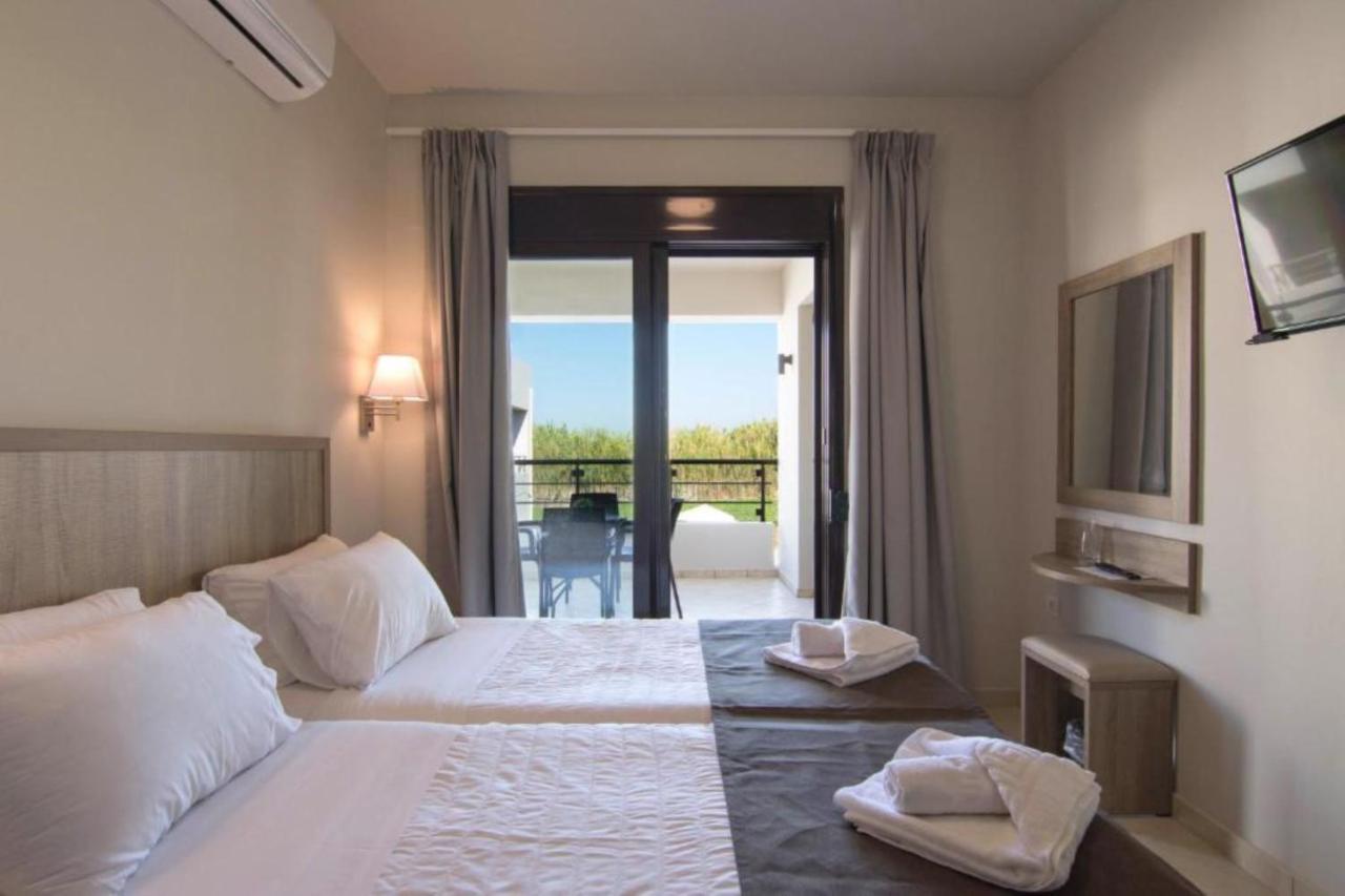 Carisa Suites And Apartments 3*
