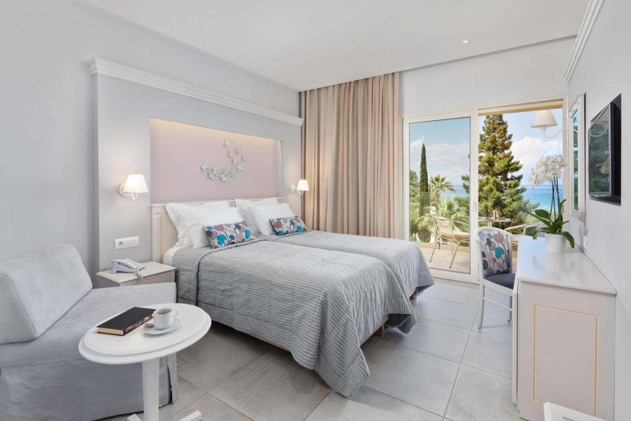 Delfinia Hotel Corfu 4*