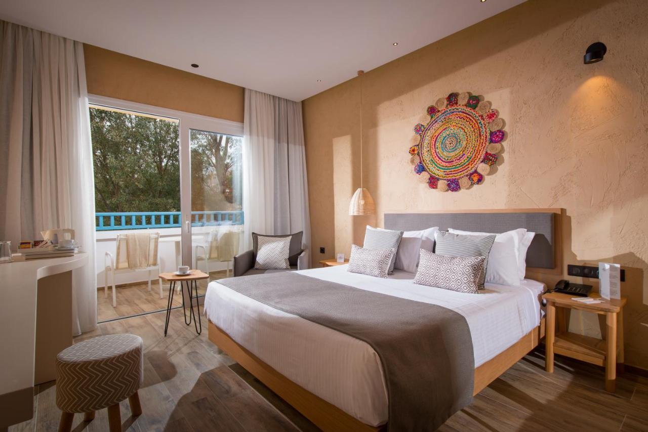 Fodele Beach Resort 5*