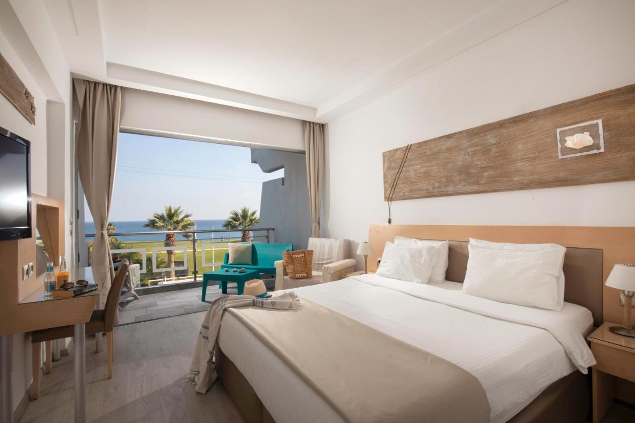 Kolymbia Bay Art 4*