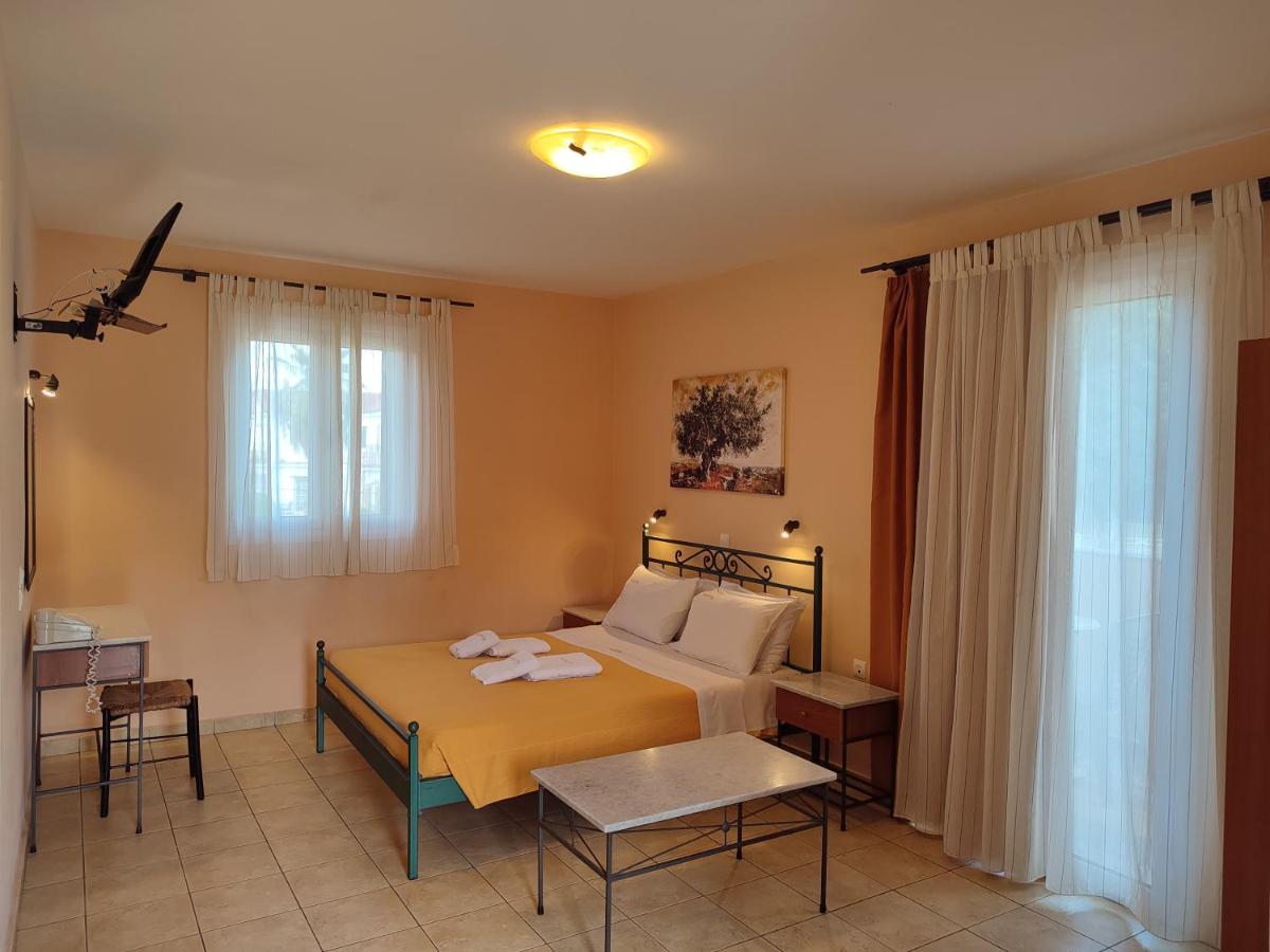 Marillia Village Apartments Santorini 4*