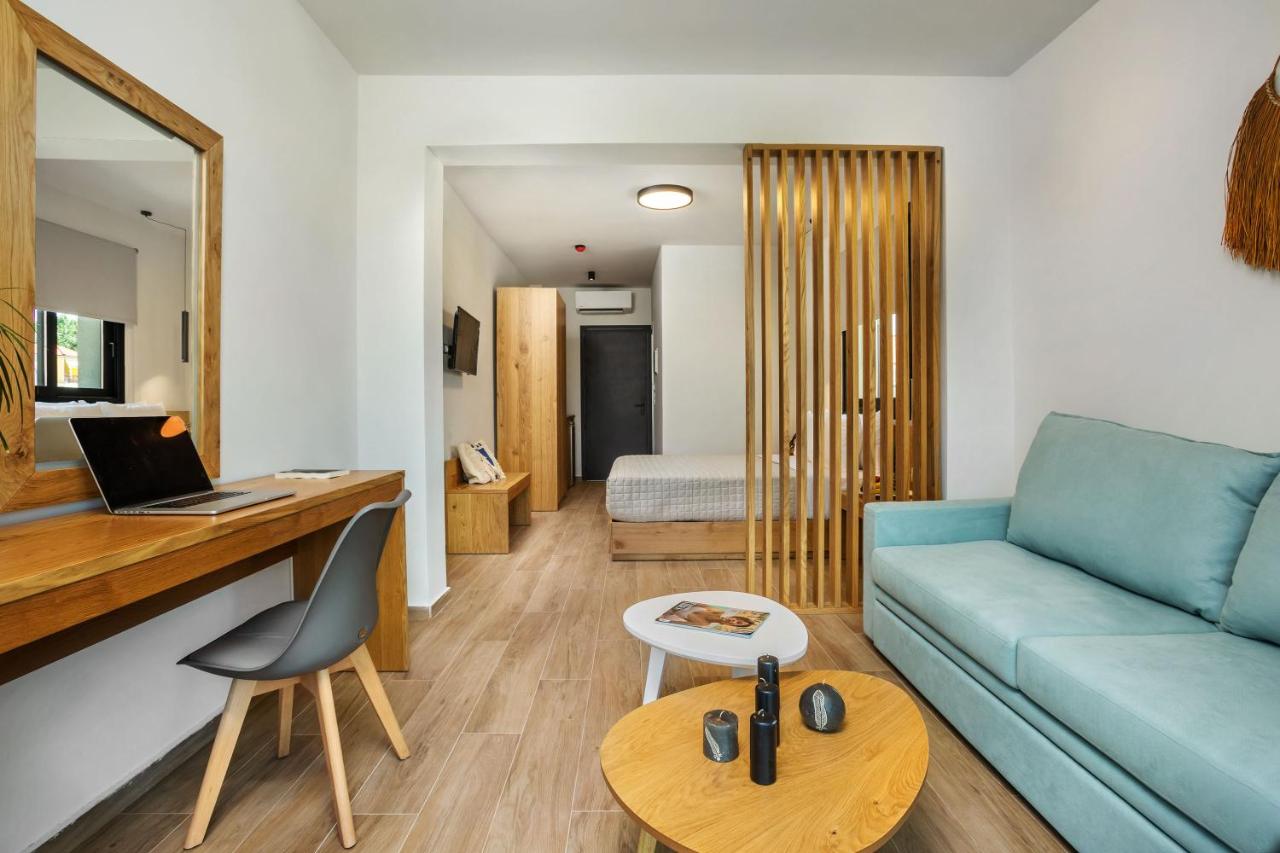 AlexMare Hotel Fourka, фото 4