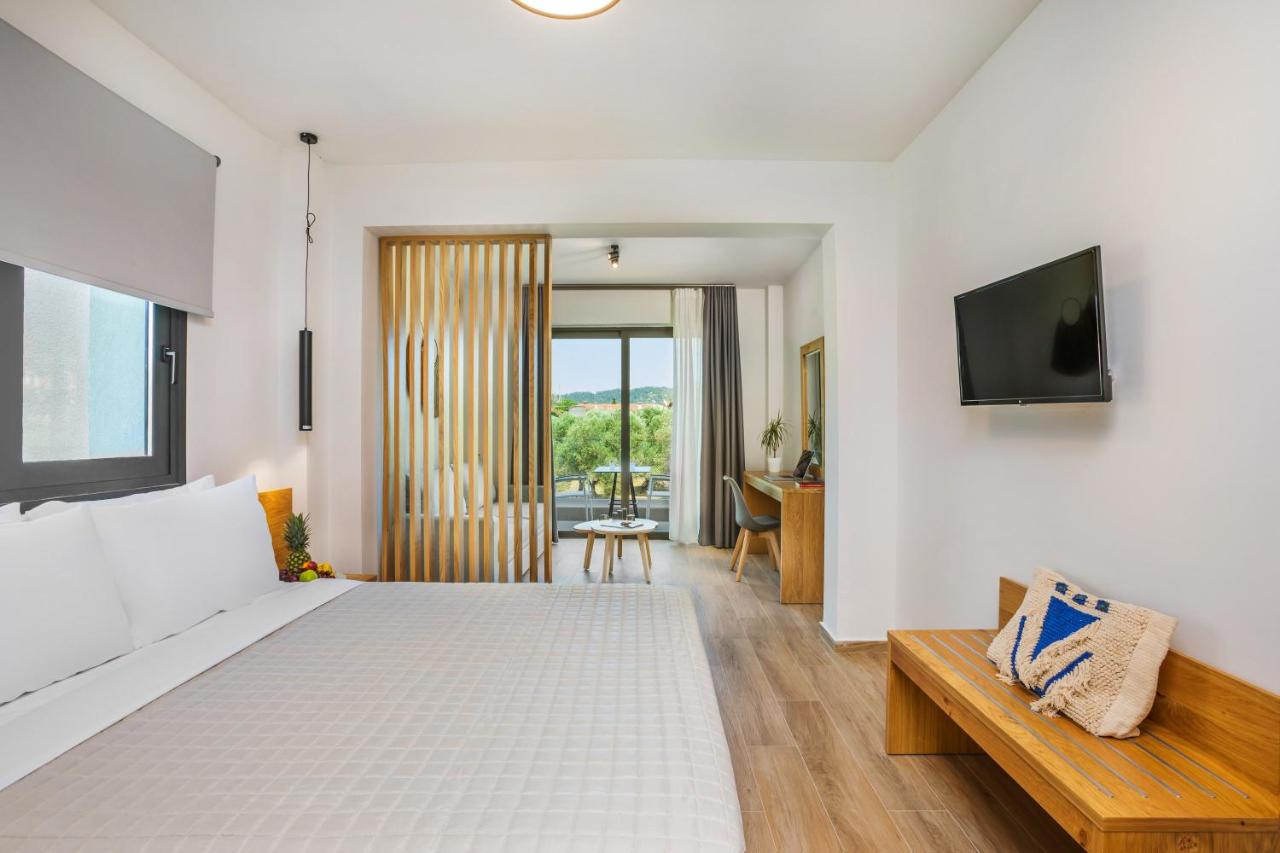 AlexMare Hotel Fourka, фото 9