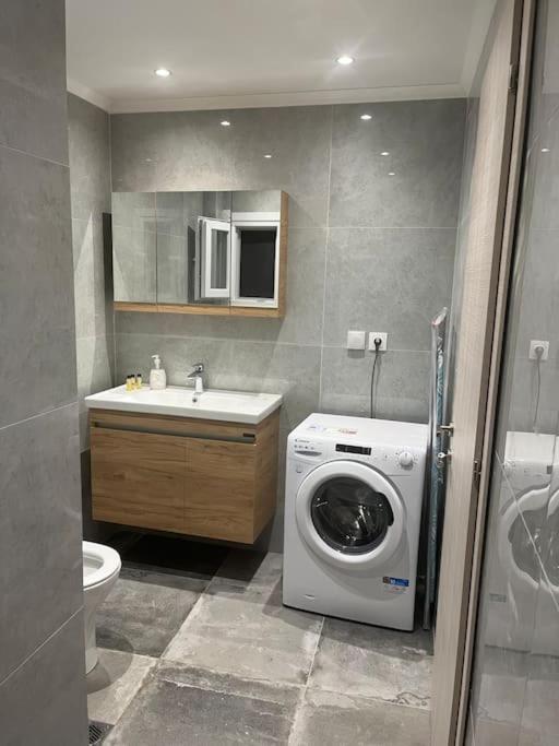 Amazing aparment in the historical center of Thessaloniki, фото 7
