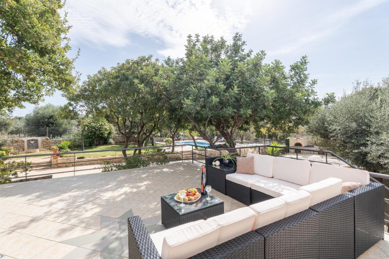 Aracelia Villas with private pools, фото 9