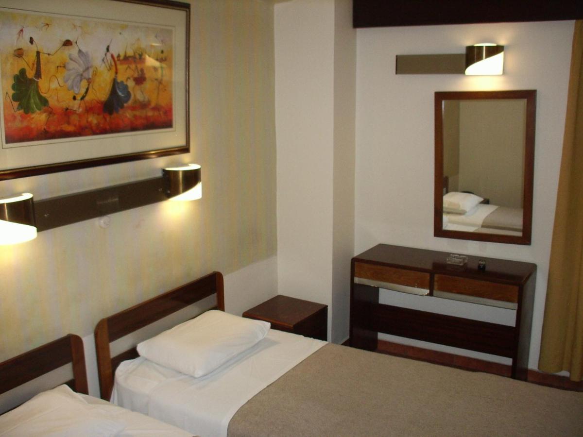 Claridge Hotel 2*