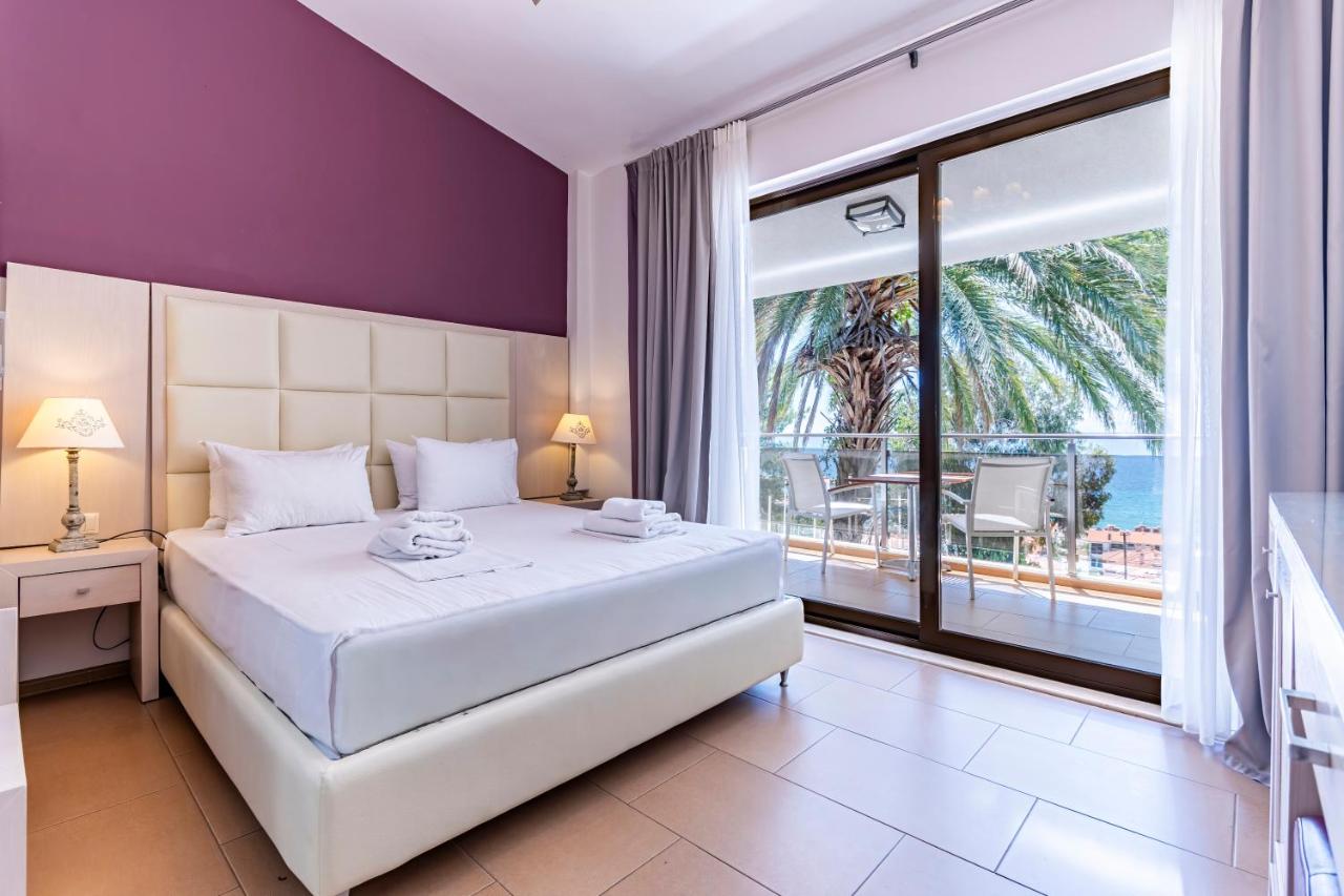 Greek Pride Cronwell Rahoni 5*