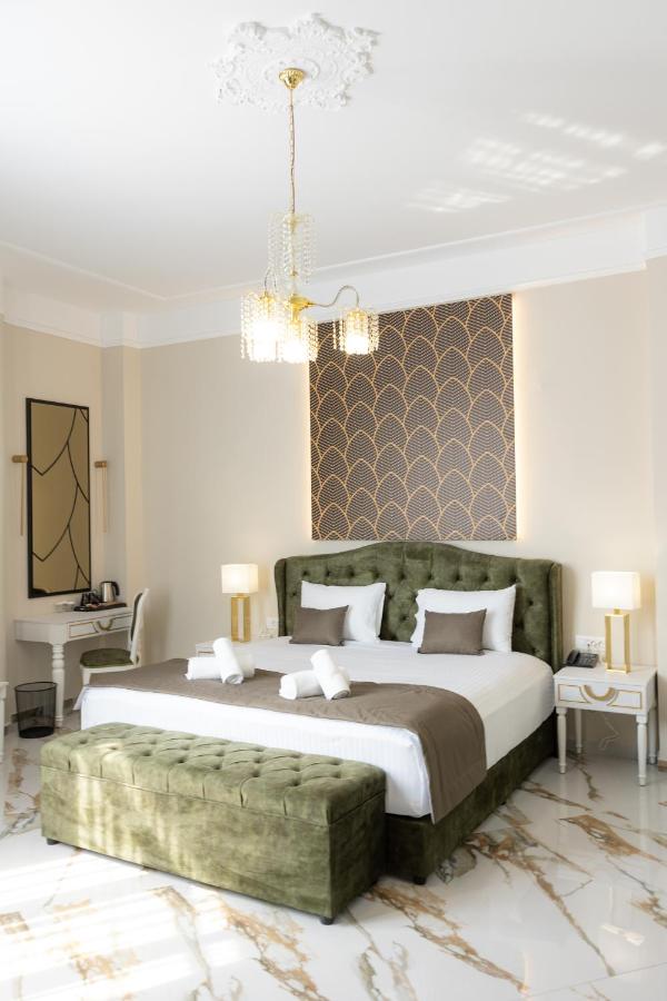 Modern Luxury Hotel 4*