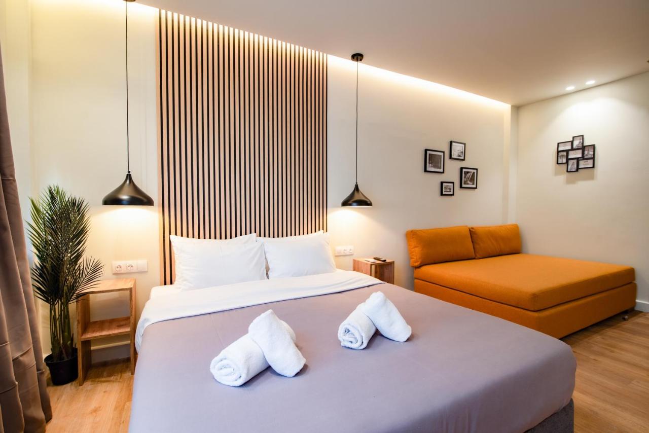 Shila Athens