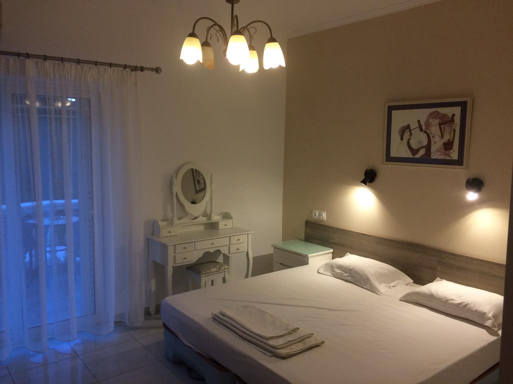 Diaporos Hotel 3*