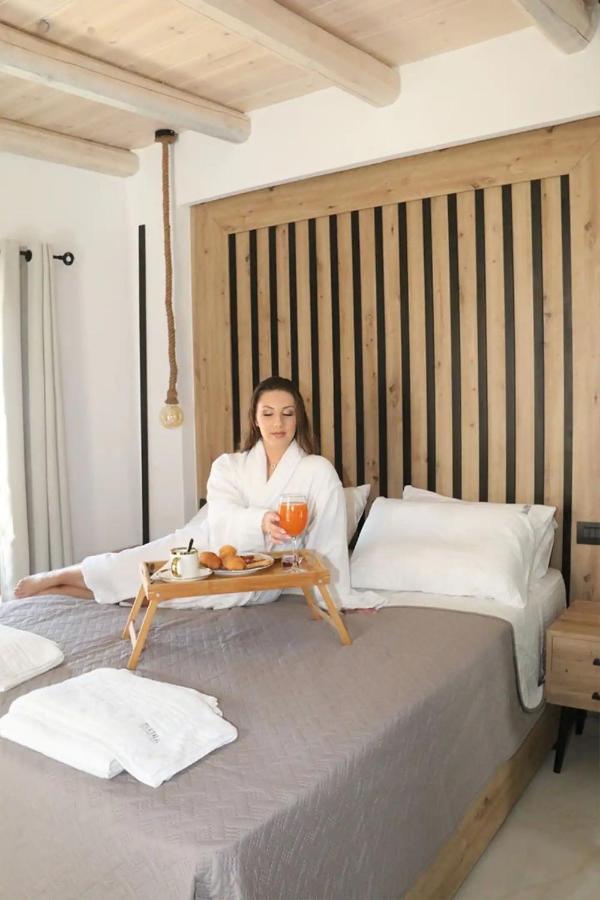 ELVIRA LUXURY APT 3*