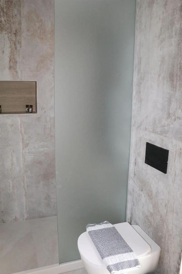 ELVIRA LUXURY APT 3*, фото 14