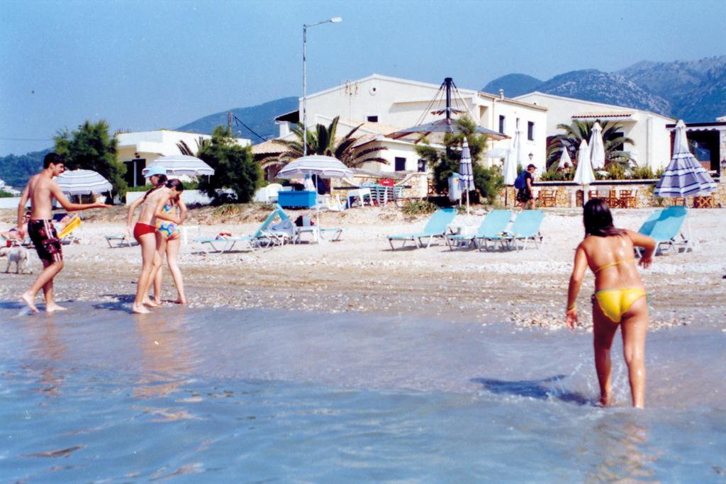 Beach Front Salvanos 2*, фото 6