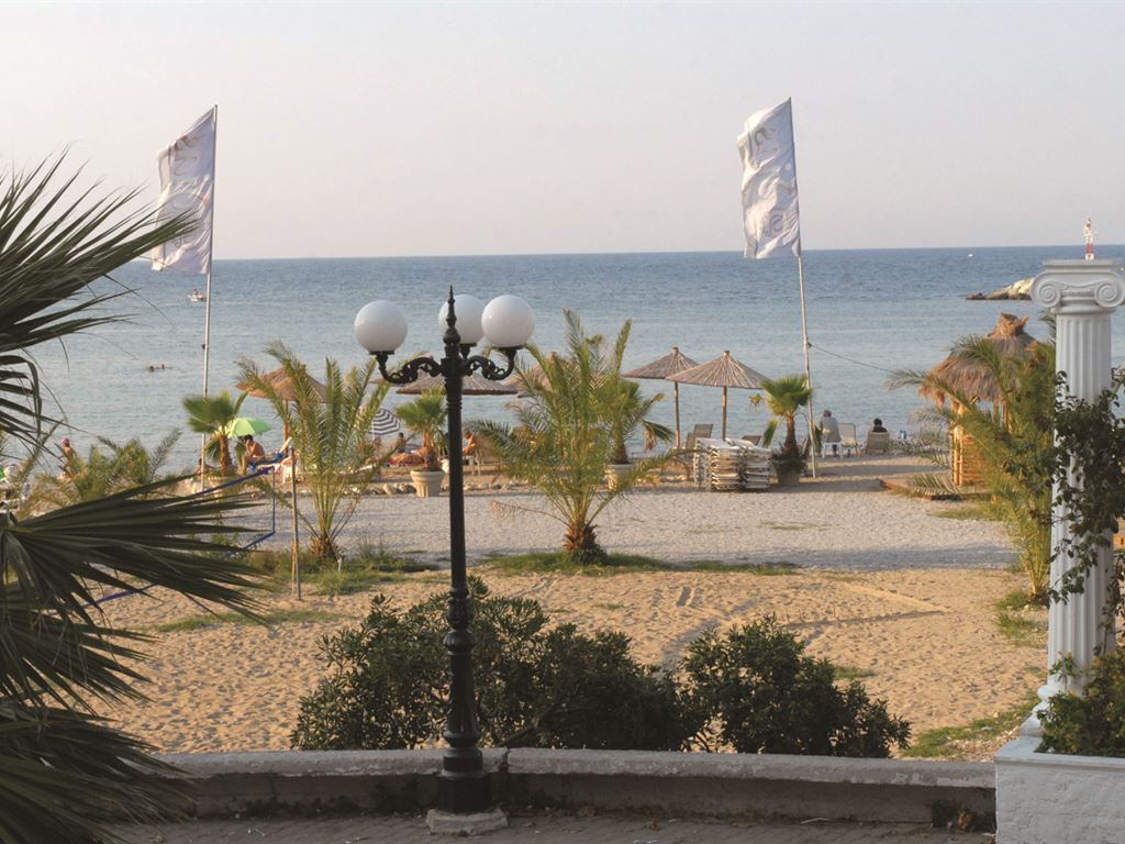 Dias Hotel 3*