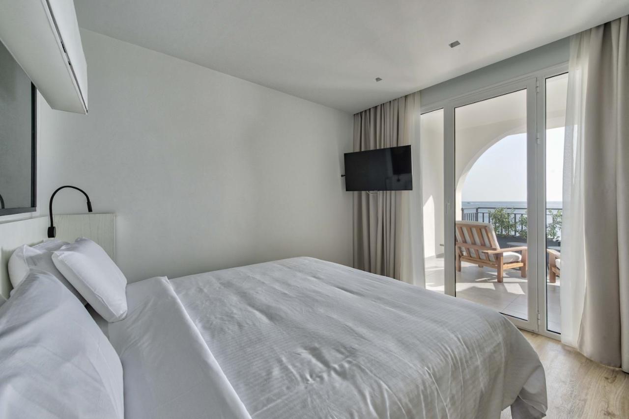Bitzaro Boutique Hotel 4*